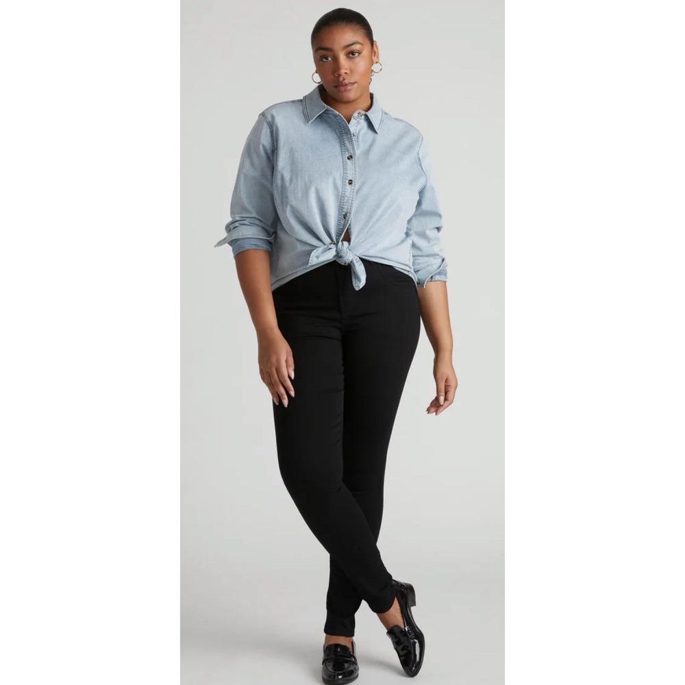 Universal Standard Black High Rise Women Jeans - Picture 2 of 8
